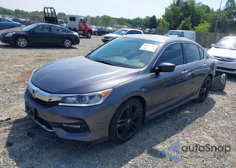 2017 Honda Accord Sport Se z USA, uszkodzony, nr VIN 1HGCR2F11HA203971